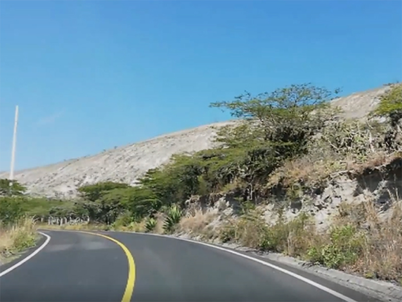 obras viales-carretera-pueblo-viejo-caluma-2